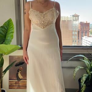 Vintage 70s slip dress cream and peach lace